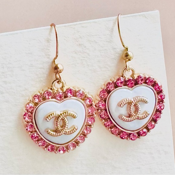 CHANEL Pink, White and Gold Heart Earrings - Picture 7 of 13